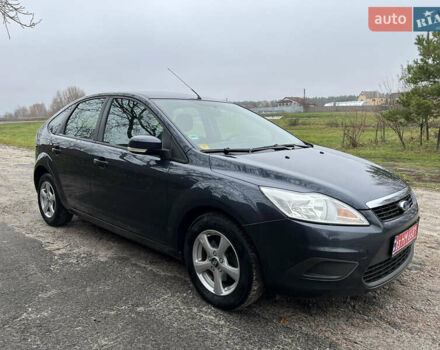 Сірий Форд Фокус, об'ємом двигуна 1.6 л та пробігом 150 тис. км за 5800 $, фото 7 на Automoto.ua