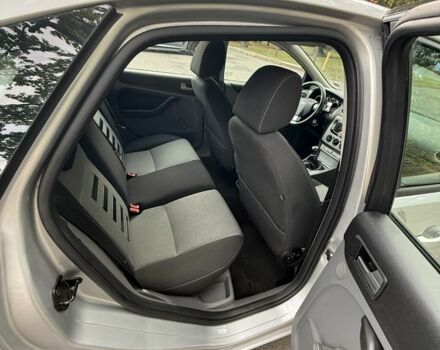 Сірий Форд Фокус, об'ємом двигуна 1.6 л та пробігом 138 тис. км за 6999 $, фото 17 на Automoto.ua