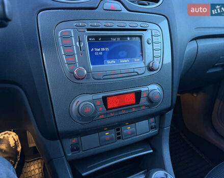 Сірий Форд Фокус, об'ємом двигуна 1.8 л та пробігом 150 тис. км за 6300 $, фото 33 на Automoto.ua