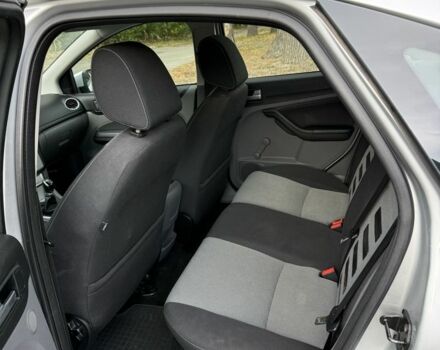 Сірий Форд Фокус, об'ємом двигуна 1.6 л та пробігом 138 тис. км за 6999 $, фото 11 на Automoto.ua