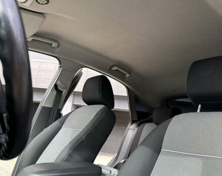 Серый Форд Фокус, объемом двигателя 1.6 л и пробегом 300 тыс. км за 6500 $, фото 19 на Automoto.ua