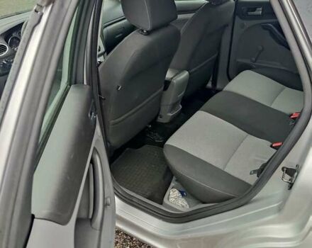 Форд Фокус 2010 в Харькове на Automoto.ua Серый Форд Фокус, объемом двигателя 1.6 л и пробегом 136 тыс. км за 6900 $, фото 4 на Automoto.ua