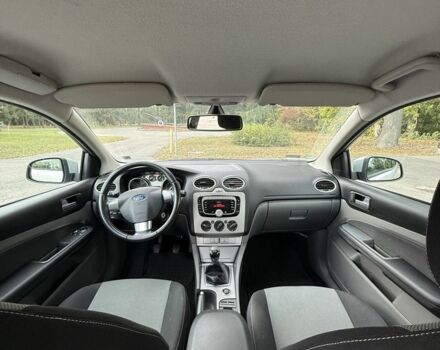 Сірий Форд Фокус, об'ємом двигуна 1.6 л та пробігом 138 тис. км за 6999 $, фото 12 на Automoto.ua