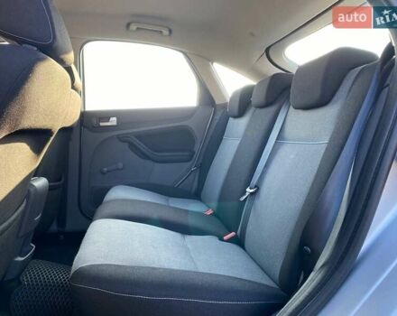 Серый Форд Фокус, объемом двигателя 1.6 л и пробегом 218 тыс. км за 4990 $, фото 14 на Automoto.ua