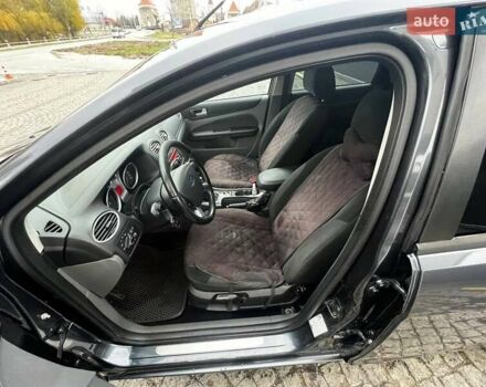 Сірий Форд Фокус, об'ємом двигуна 1.8 л та пробігом 475 тис. км за 5500 $, фото 7 на Automoto.ua