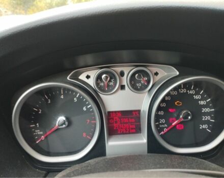 Серый Форд Фокус, объемом двигателя 1.6 л и пробегом 218 тыс. км за 5199 $, фото 7 на Automoto.ua