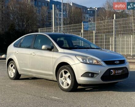 Серый Форд Фокус, объемом двигателя 1.6 л и пробегом 218 тыс. км за 4990 $, фото 4 на Automoto.ua