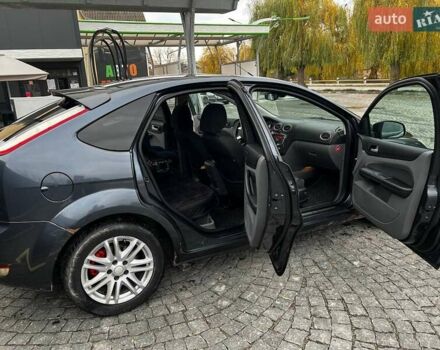 Сірий Форд Фокус, об'ємом двигуна 1.8 л та пробігом 475 тис. км за 5500 $, фото 5 на Automoto.ua