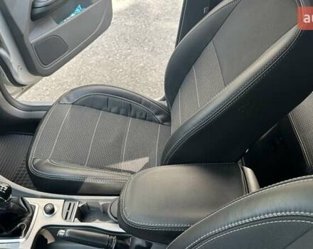 Сірий Форд Фокус, об'ємом двигуна 1.6 л та пробігом 184 тис. км за 6000 $, фото 11 на Automoto.ua