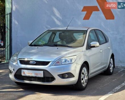 Серый Форд Фокус, объемом двигателя 1.6 л и пробегом 115 тыс. км за 6990 $, фото 5 на Automoto.ua