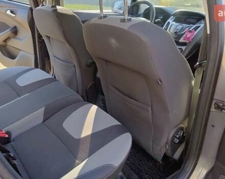 Серый Форд Фокус, объемом двигателя 1.6 л и пробегом 248 тыс. км за 6800 $, фото 6 на Automoto.ua