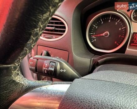 Серый Форд Фокус, объемом двигателя 2 л и пробегом 267 тыс. км за 5990 $, фото 22 на Automoto.ua