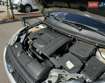 Сірий Форд Фокус, об'ємом двигуна 1.6 л та пробігом 274 тис. км за 7000 $, фото 21 на Automoto.ua