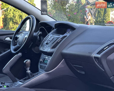 Сірий Форд Фокус, об'ємом двигуна 1.6 л та пробігом 235 тис. км за 7450 $, фото 54 на Automoto.ua