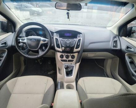 Сірий Форд Фокус, об'ємом двигуна 2 л та пробігом 260 тис. км за 3500 $, фото 8 на Automoto.ua