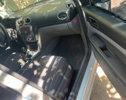 Серый Форд Фокус, объемом двигателя 1.4 л и пробегом 250 тыс. км за 4999 $, фото 6 на Automoto.ua