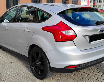 Серый Форд Фокус, объемом двигателя 1.6 л и пробегом 252 тыс. км за 7500 $, фото 2 на Automoto.ua