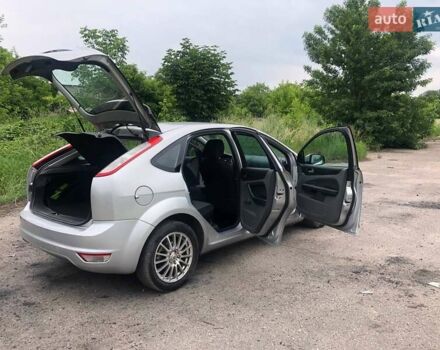 Сірий Форд Фокус, об'ємом двигуна 1.6 л та пробігом 127 тис. км за 5999 $, фото 12 на Automoto.ua