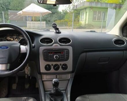 Сірий Форд Фокус, об'ємом двигуна 1.6 л та пробігом 92 тис. км за 6800 $, фото 16 на Automoto.ua