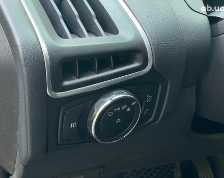 Серый Форд Фокус, объемом двигателя 2 л и пробегом 159 тыс. км за 8480 $, фото 15 на Automoto.ua