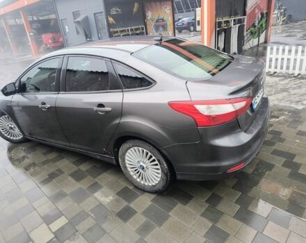 Сірий Форд Фокус, об'ємом двигуна 2 л та пробігом 260 тис. км за 3500 $, фото 5 на Automoto.ua