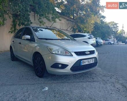 Серый Форд Фокус, объемом двигателя 1.39 л и пробегом 250 тыс. км за 4400 $, фото 12 на Automoto.ua