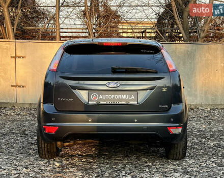 Серый Форд Фокус, объемом двигателя 1.4 л и пробегом 220 тыс. км за 5790 $, фото 5 на Automoto.ua