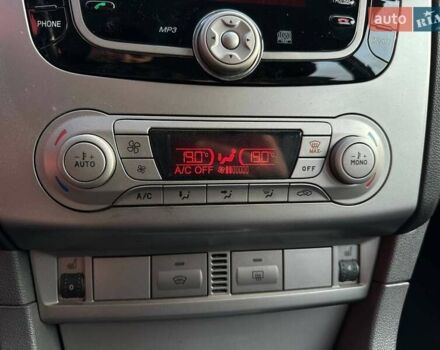 Серый Форд Фокус, объемом двигателя 2 л и пробегом 267 тыс. км за 5990 $, фото 20 на Automoto.ua