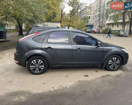 Серый Форд Фокус, объемом двигателя 1.39 л и пробегом 205 тыс. км за 5000 $, фото 6 на Automoto.ua