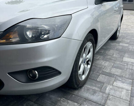 Серый Форд Фокус, объемом двигателя 1.56 л и пробегом 270 тыс. км за 6350 $, фото 3 на Automoto.ua