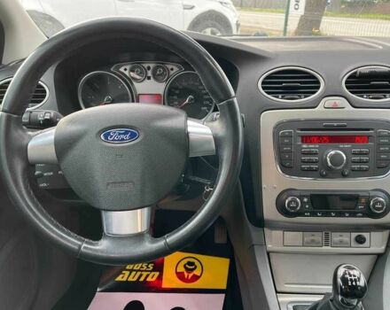 Серый Форд Фокус, объемом двигателя 1.6 л и пробегом 184 тыс. км за 6500 $, фото 18 на Automoto.ua