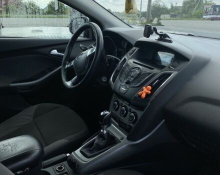 Серый Форд Фокус, объемом двигателя 1.6 л и пробегом 211 тыс. км за 7100 $, фото 4 на Automoto.ua