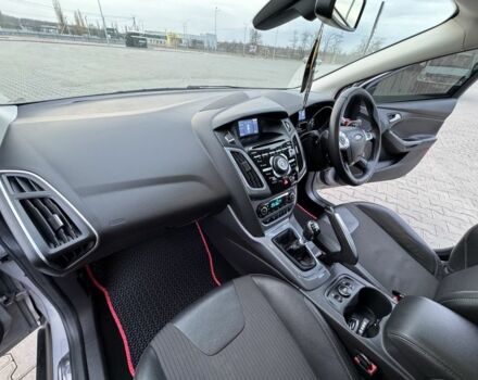 Серый Форд Фокус, объемом двигателя 1.6 л и пробегом 179 тыс. км за 4299 $, фото 8 на Automoto.ua