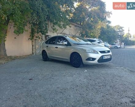 Серый Форд Фокус, объемом двигателя 1.39 л и пробегом 250 тыс. км за 4400 $, фото 8 на Automoto.ua