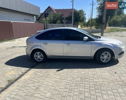 Серый Форд Фокус, объемом двигателя 1.4 л и пробегом 251 тыс. км за 4999 $, фото 4 на Automoto.ua