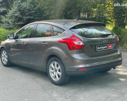 Серый Форд Фокус, объемом двигателя 2 л и пробегом 159 тыс. км за 8480 $, фото 8 на Automoto.ua