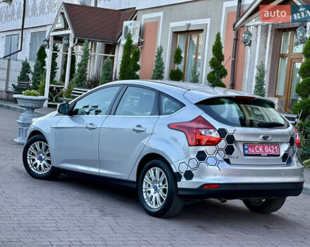 Сірий Форд Фокус, об'ємом двигуна 1.6 л та пробігом 235 тис. км за 7450 $, фото 25 на Automoto.ua