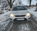 Серый Форд Фокус, объемом двигателя 1.6 л и пробегом 350 тыс. км за 3950 $, фото 2 на Automoto.ua