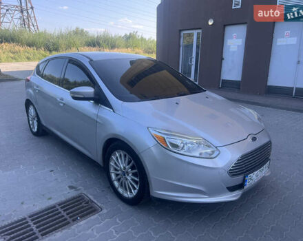 Серый Форд Фокус, объемом двигателя 0 л и пробегом 118 тыс. км за 5500 $, фото 2 на Automoto.ua