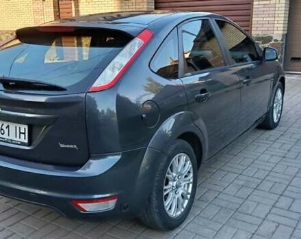 Серый Форд Фокус, объемом двигателя 1.6 л и пробегом 198 тыс. км за 7100 $, фото 4 на Automoto.ua