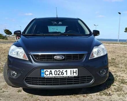 Серый Форд Фокус, объемом двигателя 1.6 л и пробегом 198 тыс. км за 7100 $, фото 5 на Automoto.ua