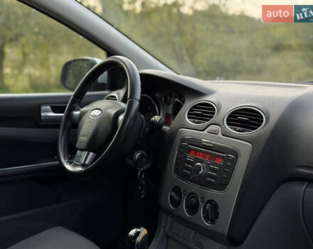 Сірий Форд Фокус, об'ємом двигуна 1.6 л та пробігом 270 тис. км за 5700 $, фото 11 на Automoto.ua