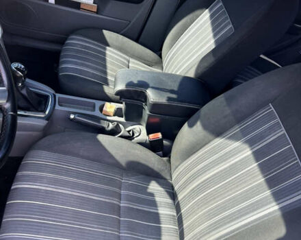 Сірий Форд Фокус, об'ємом двигуна 1.6 л та пробігом 274 тис. км за 7000 $, фото 25 на Automoto.ua