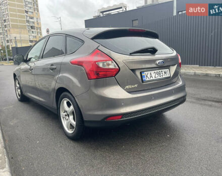 Сірий Форд Фокус, об'ємом двигуна 1.6 л та пробігом 271 тис. км за 6200 $, фото 3 на Automoto.ua