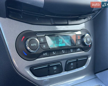 Сірий Форд Фокус, об'ємом двигуна 1.6 л та пробігом 235 тис. км за 7450 $, фото 64 на Automoto.ua