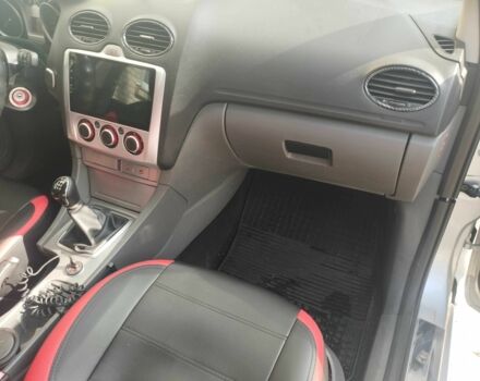 Сірий Форд Фокус, об'ємом двигуна 1.6 л та пробігом 170 тис. км за 5500 $, фото 12 на Automoto.ua