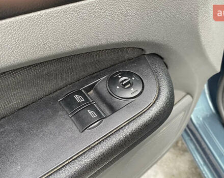 Серый Форд Фокус, объемом двигателя 1.39 л и пробегом 350 тыс. км за 4199 $, фото 18 на Automoto.ua