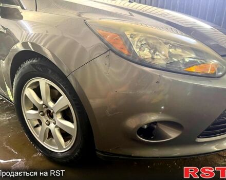 Сірий Форд Фокус, об'ємом двигуна 2 л та пробігом 150 тис. км за 7500 $, фото 4 на Automoto.ua