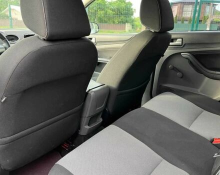 Серый Форд Фокус, объемом двигателя 1.6 л и пробегом 184 тыс. км за 6500 $, фото 16 на Automoto.ua