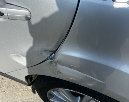 Сірий Форд Фокус, об'ємом двигуна 2 л та пробігом 207 тис. км за 5500 $, фото 4 на Automoto.ua